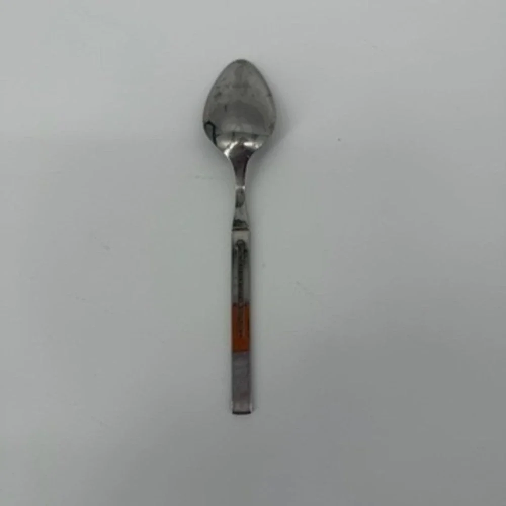 Oneida Distinction Deluxe‎ Stainless Capri Teaspoon Floral Pattern 6 Inch Spoon